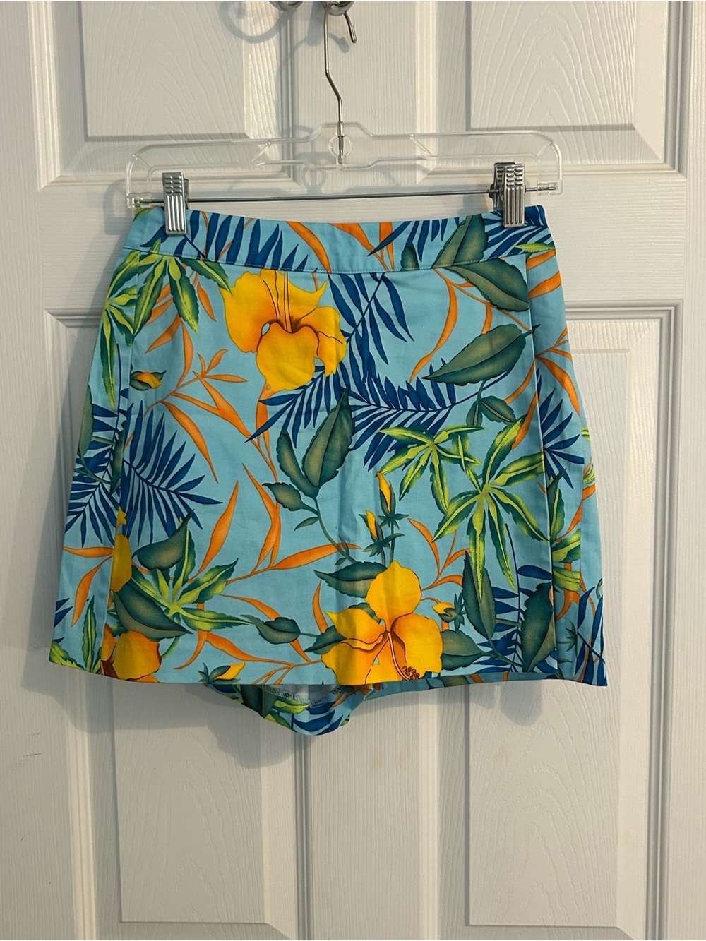 Boston Proper Blue Floral Mini Skort with Yellow Hibiscus